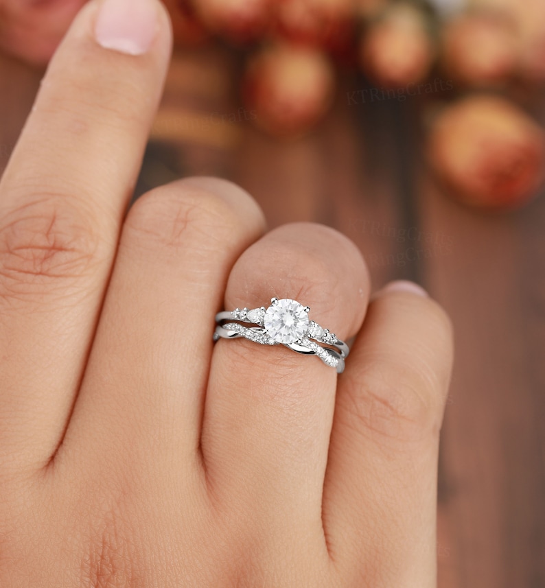 Vintage Moissanite Engagement Ring Set,Round cut Moissanite ring,Diamond Cluster ring,Rose Gold Bridal ring,Twisted Wedding band,Unique ring image 7