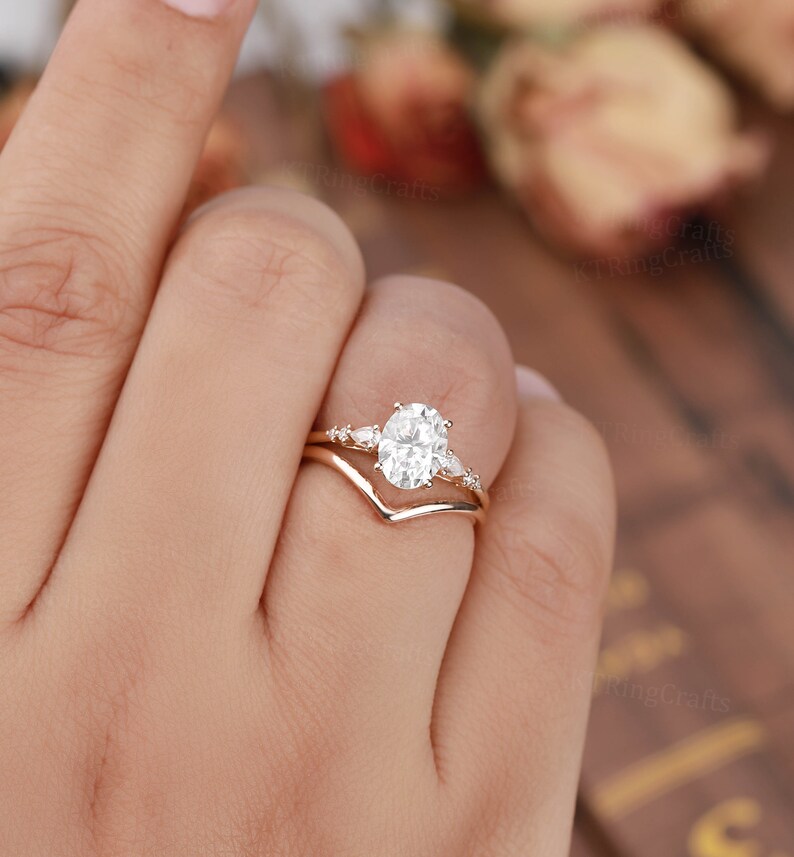 Oval Moissanite Engagement Ring Setcolorless Moissanite Etsy