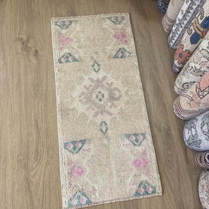 1’3”x2’10” ft Small Kitchen rug, Door Mat rug, 1x3 Bathroom rug, Bedroom rug, 1x3 Turkish Handmade rug, Bedside Small rug, 1x3 Outdoor rug,