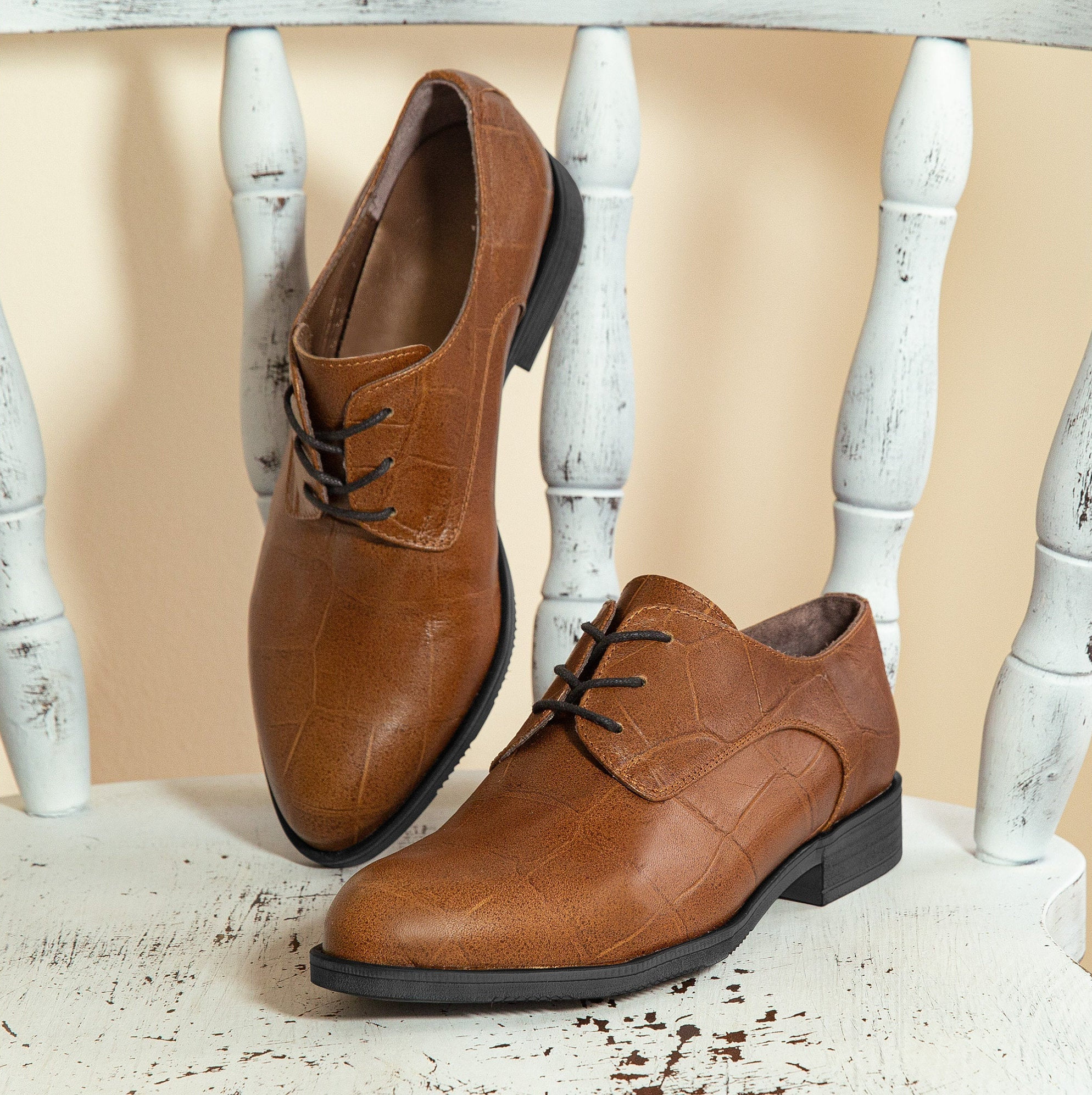 Damen Oxford Schuhe Aus Leder - Klassische Schnürhalbschuhe Mit 6,5cm Absatz