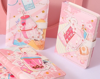 Süßes Rosa Dessert Notizbuch - Weicher Leder Einband - 256 Seiten - A6 Notizbücher mit Magnetschnalle - DIY Journal - Buntes Seiten Notizbuch