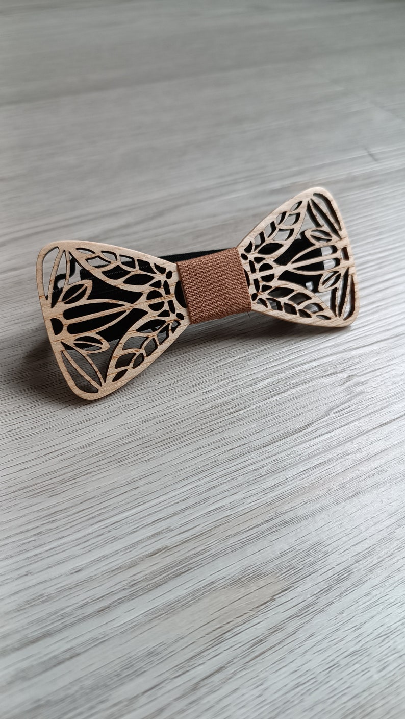 Wooden bow tie FLEURUS model, accessory for men, wedding accessories image 5