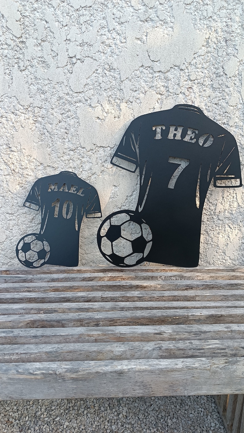 Décoration murale à accrocher en bois, maillot de foot personnalisé avec prénom, découpé au