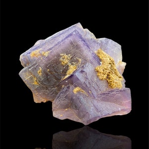 Natural Purple Phantom Cubic Fluorite Specimen From Baluchistan Pakistan , Perfect Stanind Position , Fluorite Crystal  246 Grams