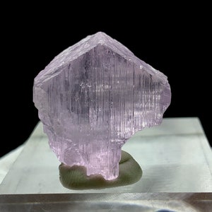 Pink Kunzite Crystal , Spodumene Kunzite , Natural Crystal , Kunzite Specimen , Kunzite Gemstone , Weight : 23.75 Grams
