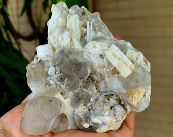 パキスタン産アクアマリンwithスモーキークォーツ原石 パキスタン産スモーキークォーツ標本に天然アクアマリンクリスタル