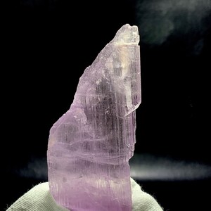Natural Kunzite Crystal Specimen, Raw Kunzite Stone , Rough Kunzite Mineral , Kunzite Gemstone , Pink Kunzite Crystal , Weight : 80.44 Grams