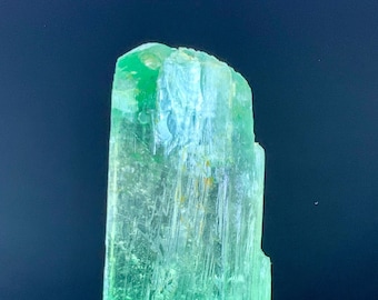 グリーンヒデナイトクンツァイト結晶標本アフガニスタン産スポジュメン