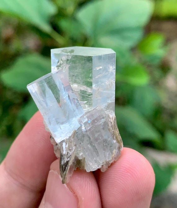 雲母付き アクアマリン 原石