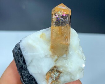 カトラン ゴールデントパーズ標本 原石トパーズ結晶 54.8グラム - Etsy