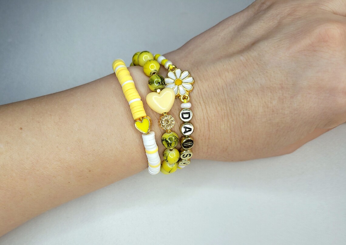 3 Handmade Daisy Bracelets Macrame Beaded Bracelets Bracelet Etsy