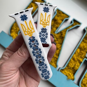 Ukrainian embroidery pattern Apple Watch band 38 40 41 42 44 45 46 49mm Apple Watch band 7 8 9 10 Ultra series Samsung Galaxy Watch 20/22mm