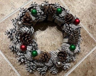 pinecone Christmas wreath