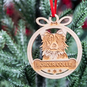 Border Collie Holzverzierung personalisiert mit Hundenamen, Urlaub Laser gravierte Holzhund Weihnachtsverzierung, Welpen erstes Weihnachtsgeschenk