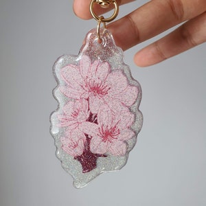 Pink sakura cherry blossom keychain, Acrylic glitter keychain with heart clasp, Cute Kawaii Japanese pink floral keyring, Gifts for her