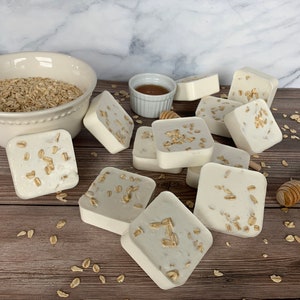 OATMEAL and HONEY Soap, Soothing soap, Eczema soap, Oatmeal Soap, Honey soap, soap for sensitive skin, Soap bar, Exfoliating soap,