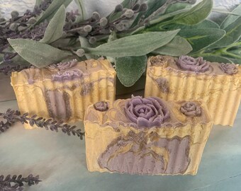 BLACK AMBER & LAVENDER soap