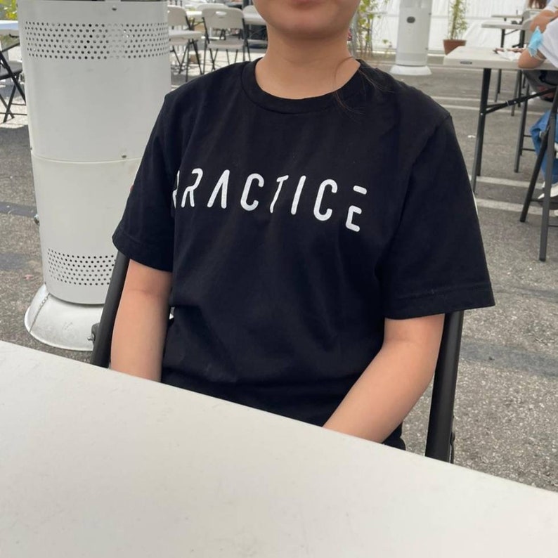 Practice Shirt, Minimalist Shirt, Musician shirt, Practice Makes Perfect, Music T-Shirt, Music Student Shirt, Piano Student Tee, Violin Tee bild 3