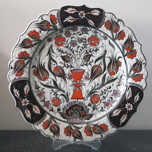 Turkish Hand Painted Ceramic Pottery Handmade Decorative Plate Serving Plate 30,5 cm Wall Decor