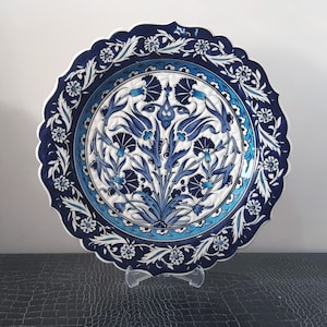 Turkish Hand Painted Ceramic Pottery Handmade Decorative Plate Serving Plate 30,5 cm Blue and White Wall Decor