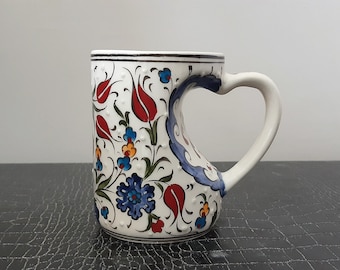 Taza de café de cerámica turca hecha a mano de 11 cm de alto (4,3"). Se puede personalizar.