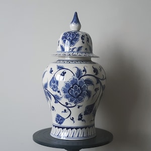 Turkish Hand Painted Ceramic Art Pottery Shah Jar Ginger Jar 40 cm of Length (15.7”) Blue and White