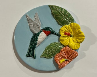 Azulejo cerámico Colibrí único