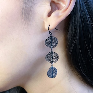 Filigree black earrings, Long leaf earrings, Dangle and drop, Delicate earrings, Black plated brass, Egyptian earrings, ME58