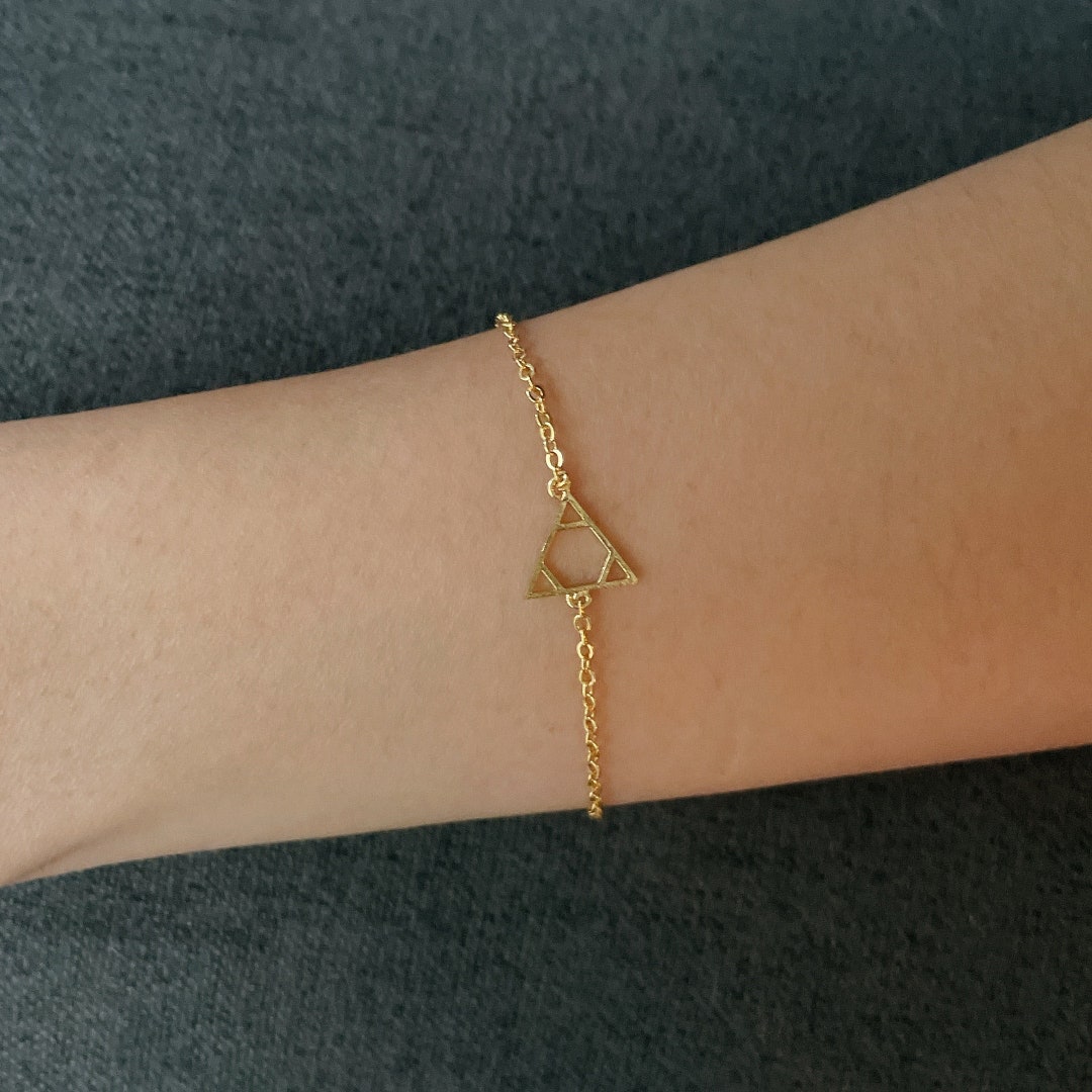 Gold Triangle Chain Bracelet, Delicate Wrist Chain, Geometric Gold ...