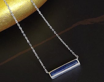 Collar de barra de lapizlázuli, Collar minimalista de plata y azul marino, Joyería moderna, Collar de latón rodiado, Regalo elegante, MN10