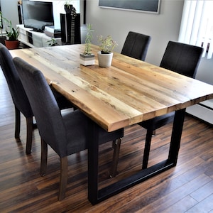Recycled Barnwood Dining Table | Rustic-à-brac workshop
