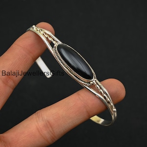 Handgjort armband i svart onyx 925 sterlingsilver - justerbart i bohemisk stil