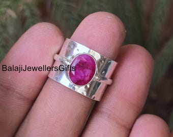 Anello fatto a mano, anello con gemma di rubino naturale, anello da donna, anello di tendenza, argento sterling 925, regalo per lei, anello boho, anello di forma ovale,