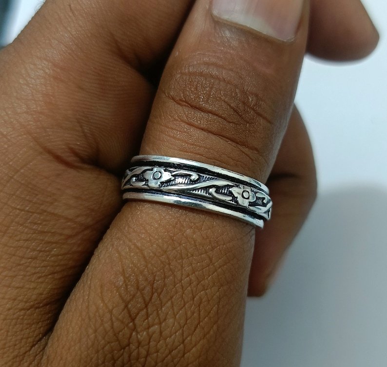 Solide 925 Sterling zilveren spinnerring, handgemaakte duimring, meditatiering, Boho-ring, angstring, perfecte cadeauring voor haar, vrouwenring afbeelding 1