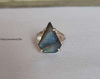 Blue Labradorite Gemstone Ring, Coffin Ring, 925 Sterling Silver, Statement Ring, Handmade Ring, Women Silver Gift, Wedding Gift, Boho Ring
