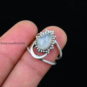 Rainbow Moonstone Ring, Crescent Moon Ring, Handmade Moonstone Ring, Moonstone Silver Ring, Moonstone Statement Ring, Boho Ring,  BJ1093