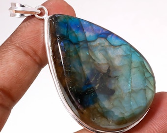 Ciondolo Fatto A Mano In Argento 925 Con Labradorite Naturale – San Valentino