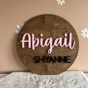 Wood Round Name Sign, Newborn Name Sign, Wooden Name Sign, Round Name Sign, Baby Name Sign, New Baby Gift, Wood Name Sign, Custom Name Sign