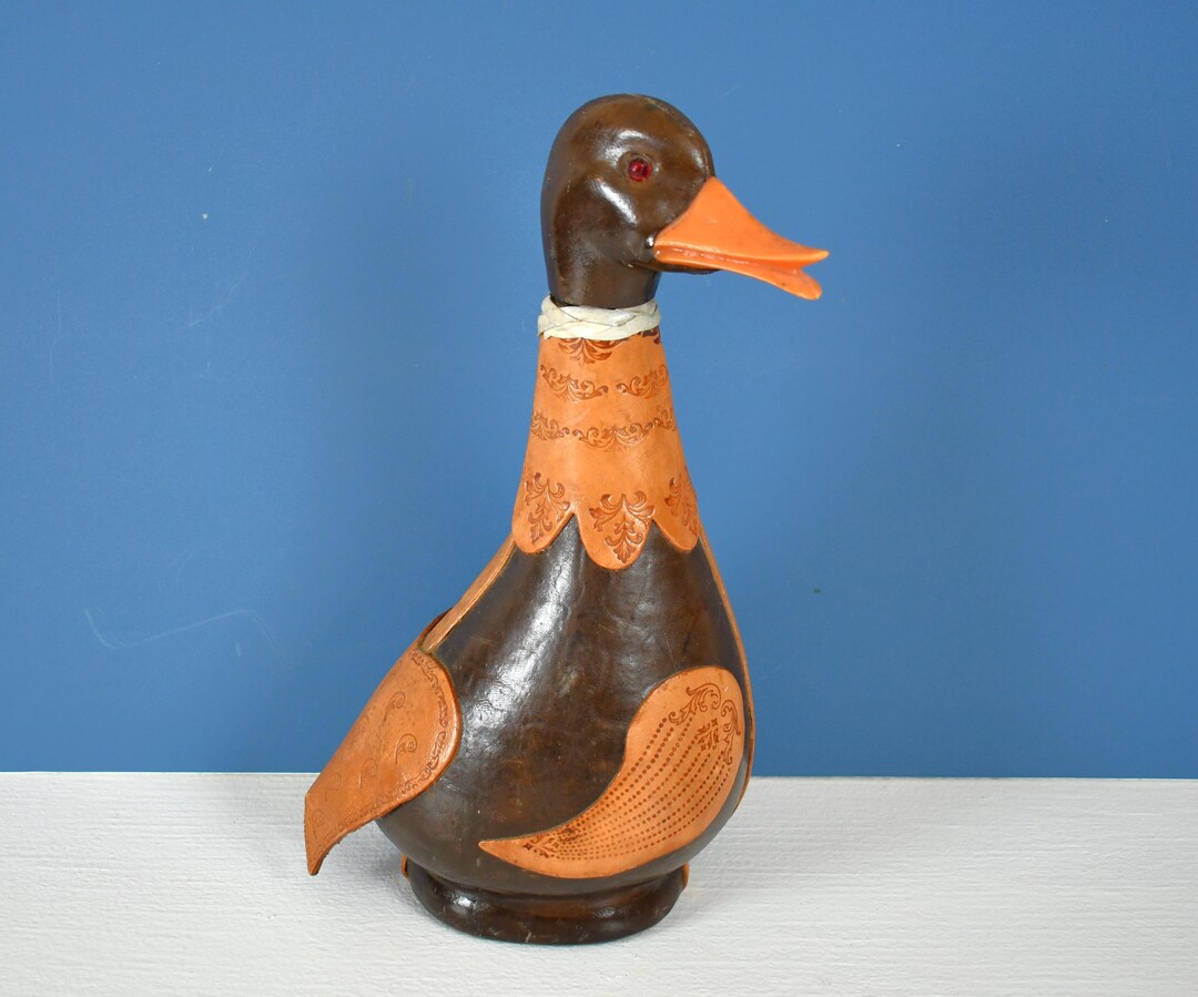 Large Vintage Hand Carved Italian Duck Decanter - Leather Wrapped - Etsy