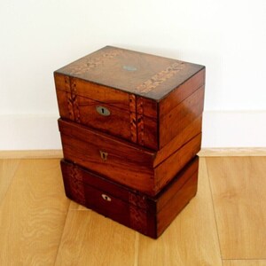 Beautiful 1800's Antique Walnut Writing Box • Antique Keepsake Storage • Antique Writing Box • Antique Prop • Cottagecore