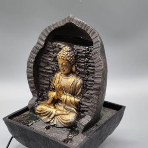 Room fountain &quot;Praying Buddha&quot;
