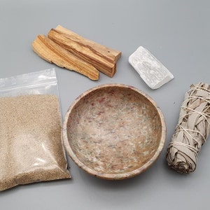 Räucherset Specksteinschale, Räuchersand, Palo Santo, Weißer Salbei, Selenit Bild 4