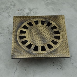 Desagüe de piso de bronce sin lacar, desagüe de ducha cuadrado Bonze / grabado, martillado