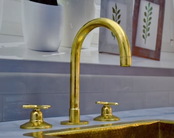 Unlacquered Solid brass bathroom vanity 3 holes faucet , deck mount faucet , brass bathroom faucet , vanity faucet , vanity 3 hole sink