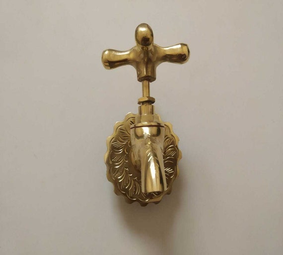 Grifo De Pared De Latón Antiguo Para Lavabo, Giratorio 360°, Monomando, Conexión 1/2", Acabado Cepillado, Estilo Retro (28 Cm)
