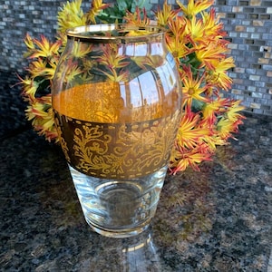 Vintage Bohemia Shattered Glass Design Flower Vase By Glass Carver Michelle-Marie Lusk Made In Czech Republic By Crystalex