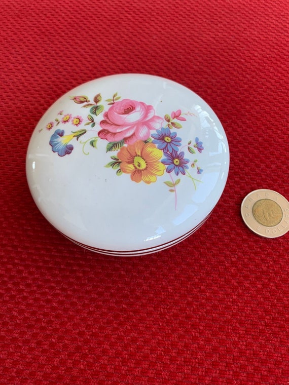Hand Painted Porcelain Bone China Aquincum Trinket Je… Gem