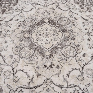 6x9 Vintage Rug, Beige Turkish Area Rug, Ivory Rug, Neutral Rug, Living Room Rug, Boho Rug, Antique Rug, Faded Rug, Worn Rug, Muted Rug