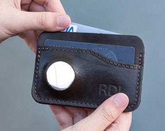 Portefeuille fin en cuir personnalisé fabriqué à la main avec support Apple AirTag | Petit porte-cartes de visite | 3e anniversaire et cadeau d'anniversaire