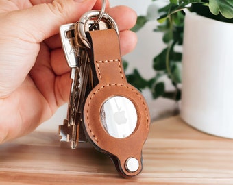 Portachiavi in pelle personalizzato con slot Apple AirTag - Protezione chiavi chic - Portachiavi personalizzato per un facile monitoraggio degli oggetti - Regalo unisex ideale
